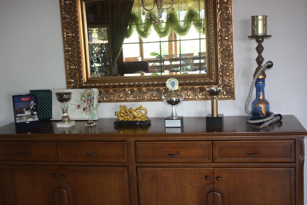 Hotel Casa Villa เอเจลบัท ภายนอก รูปภาพ