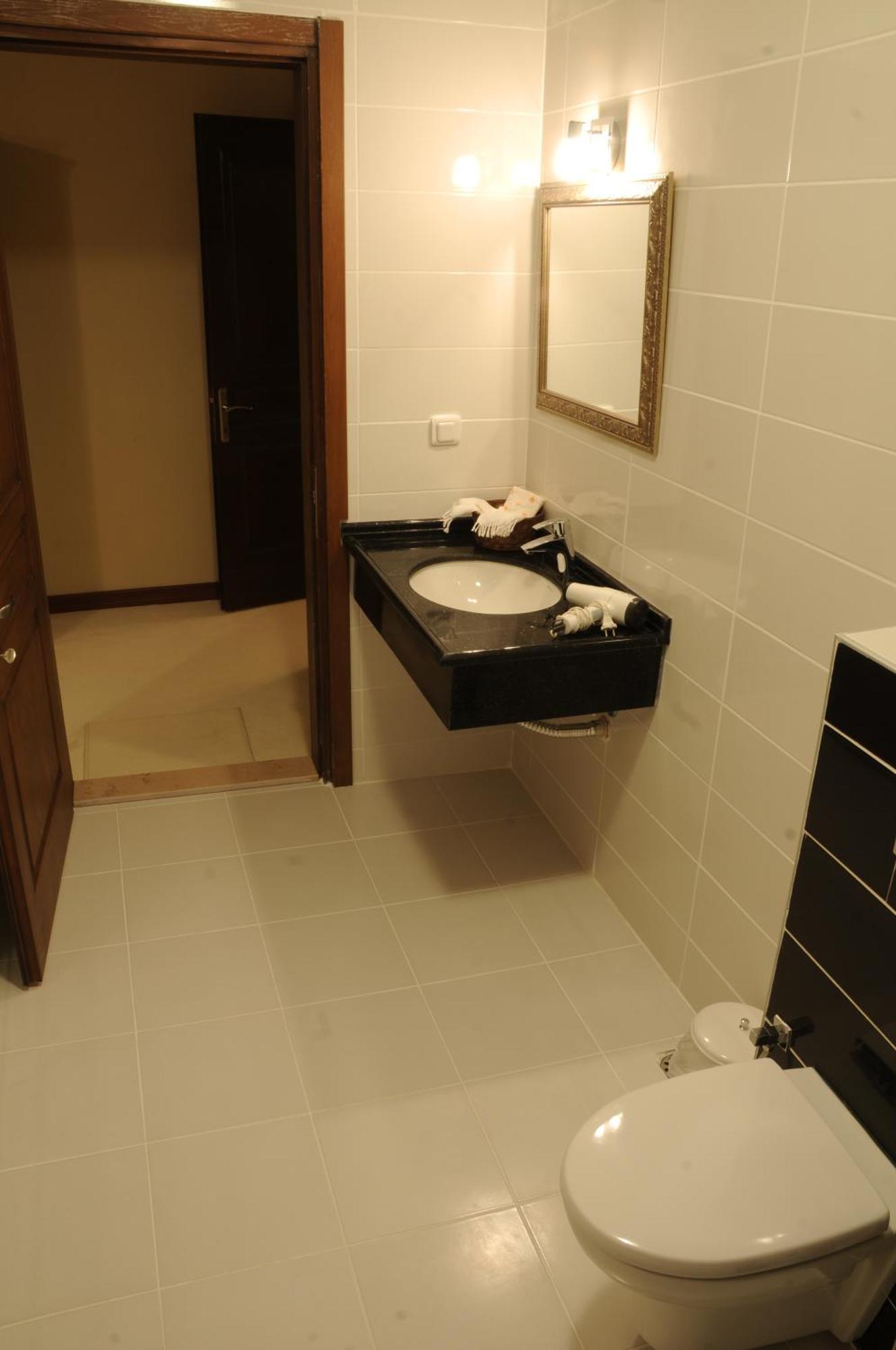 Hotel Casa Villa เอเจลบัท ภายนอก รูปภาพ