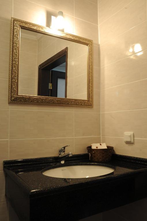 Hotel Casa Villa เอเจลบัท ภายนอก รูปภาพ